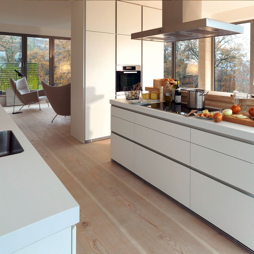 Douglas Fir wood planks with wall-to-wall lengths up to 36 feet